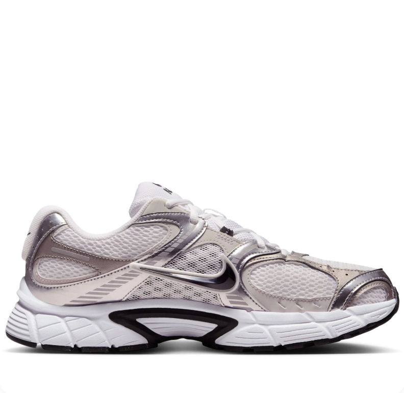 Nike Initiator – White / Metallic Silver / Grey