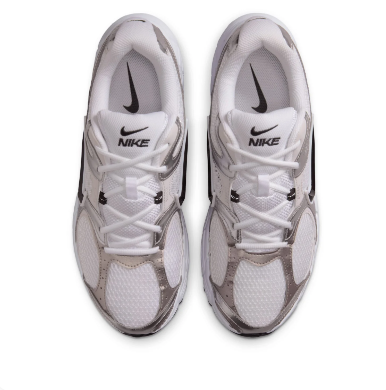 Nike Initiator – White / Metallic Silver / Grey