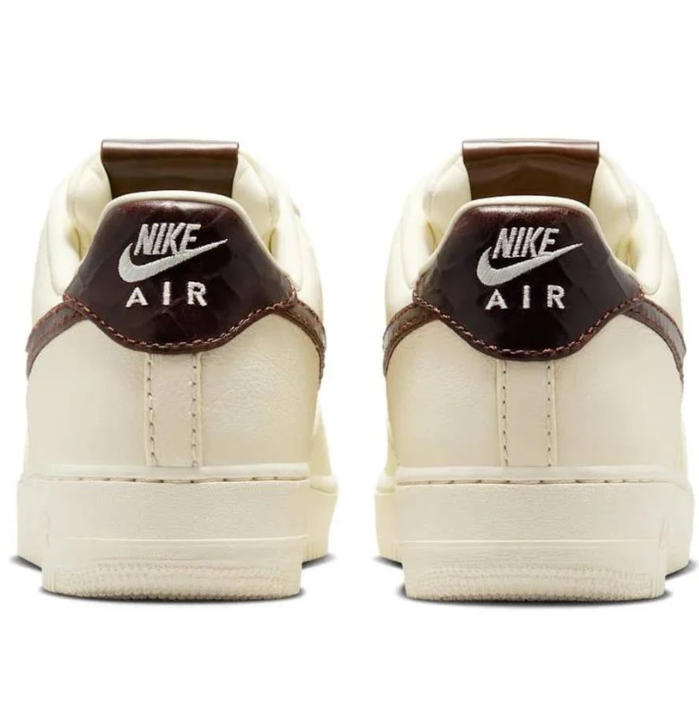 Nike Air Force 1 Low – Sail / Dark Chocolate