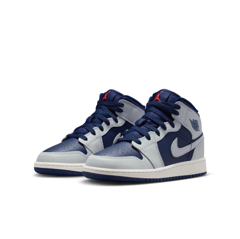 Air Jordan 1 Mid – Midnight Navy / Wolf Grey / Sail